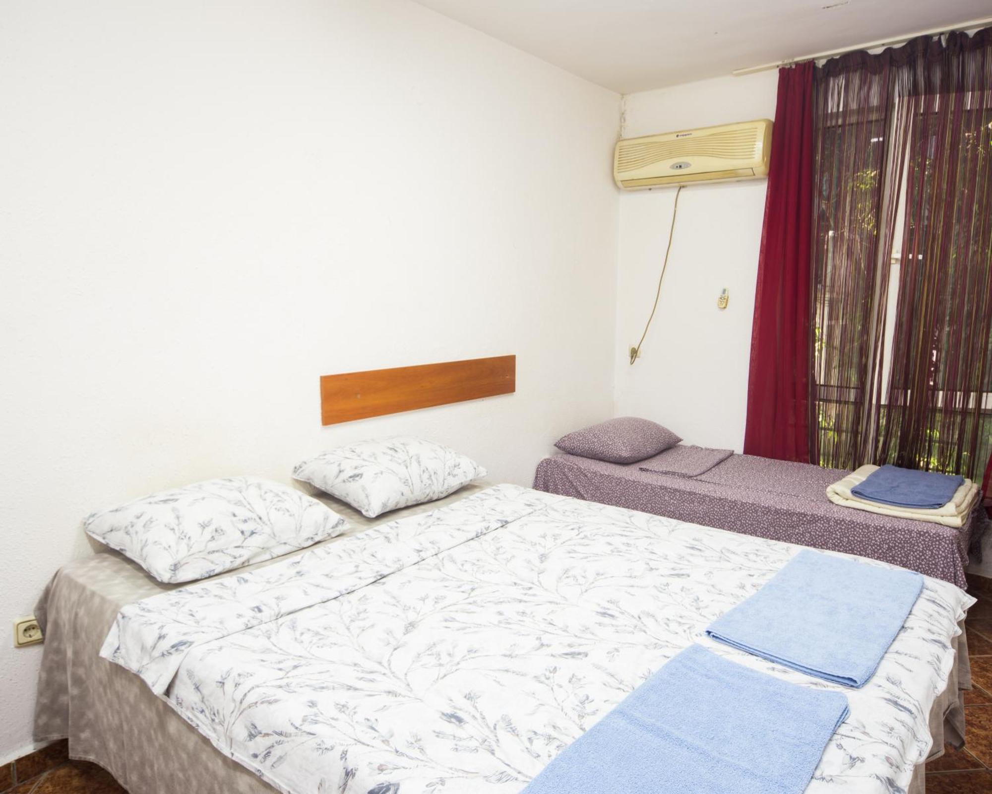Center - Basic Flat - 10 Min To The Beach Apartamento Burgas Exterior foto